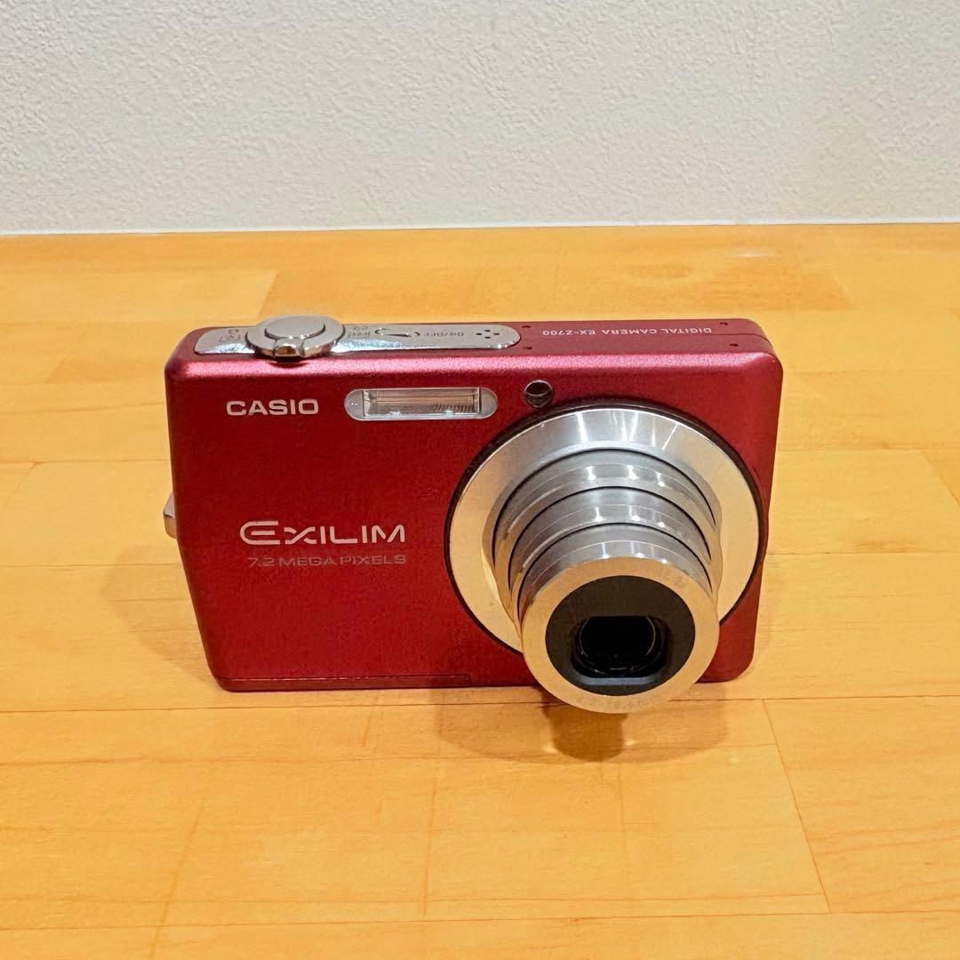 CASIO EXLIM EX-Z700 カシオ　コンデジ　レッド