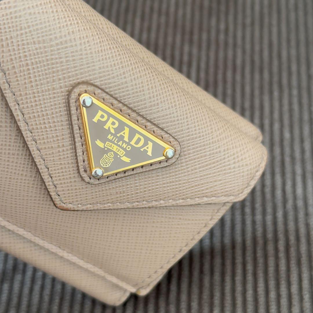 ICチップ搭載　正規品　PRADA 三つ折り財布　ピンクベージュ　CAMMEO