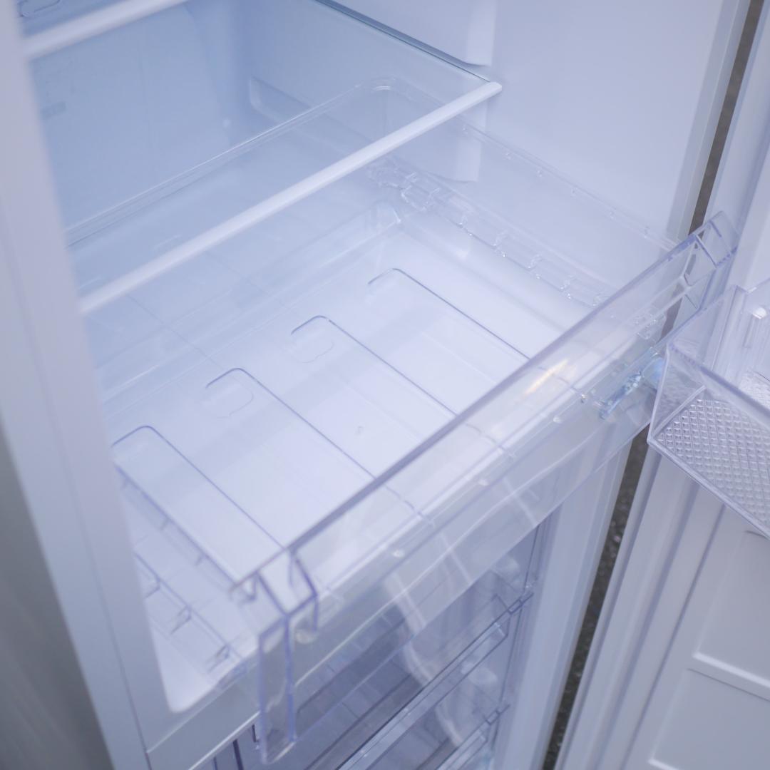 SHARP シャープ 2ドア冷蔵庫 24年製 230Ｌ SJ-BD23M-W