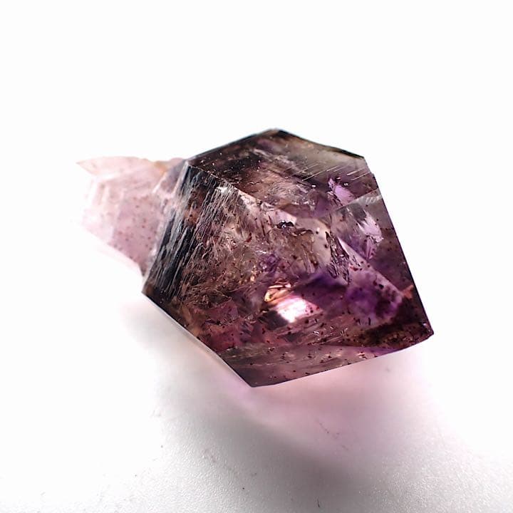 【ジンバブエ/ザンベジ/チブク鉱山】シャンガーンアメジスト