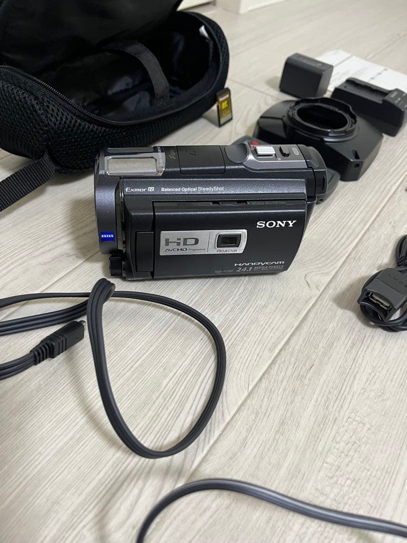 SONYハンディカム HDR-PJ760V バッテリーSDカード付き