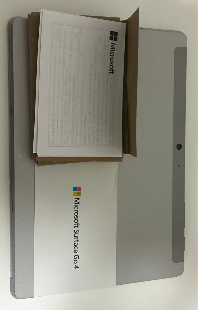【Surface Go 4】8GB RAM・256GBストレージ・バッテリ92%
