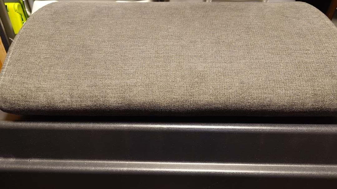 BORDERLESS(ボーダレス) フットクッション (チャコールグレー) 箱付