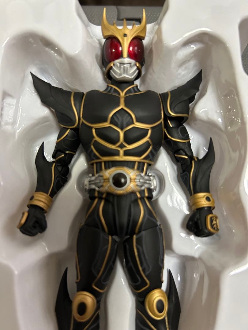 仮面ライダークウガ　真骨頂　アルティメットフォーム　リペイント品