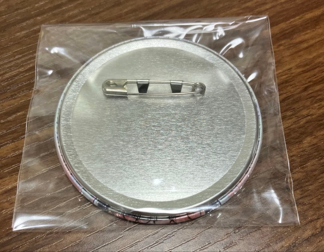 レア 鬼滅の刃　胡蝶しのぶ　缶バッジ　眼鏡　執事