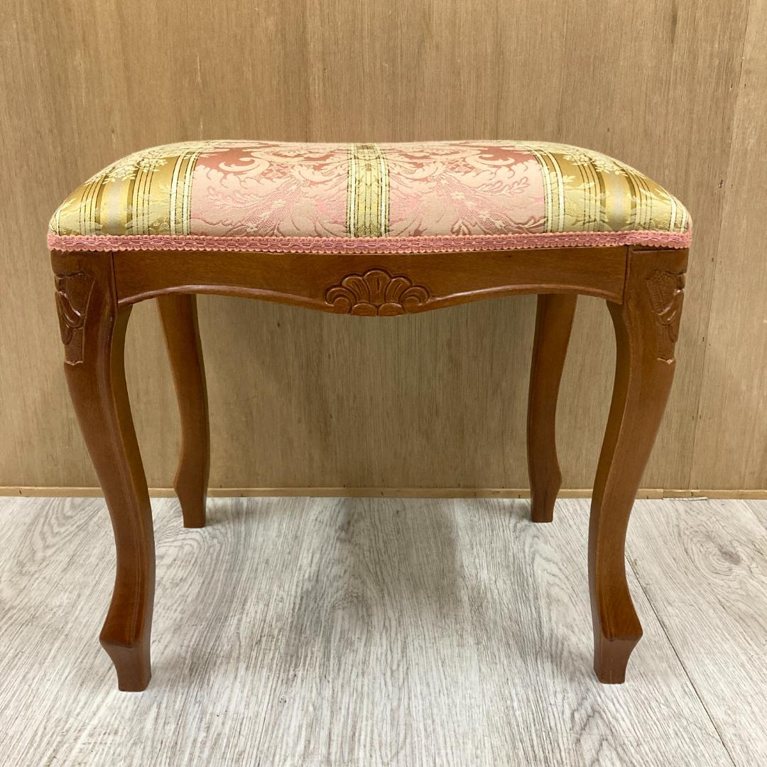 イタリア 　猫脚　スツール　オットマン　クラシック 　B