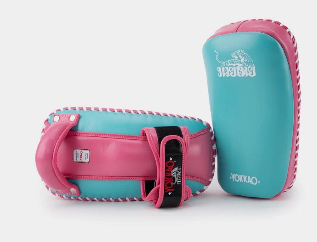 新品】YOKKAO キックミット ピンクと水色