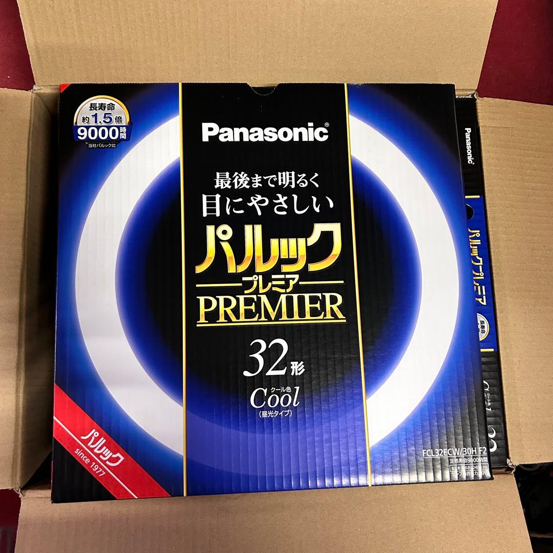 Panasonic パルックプレミア 32形 Cool 9000lm