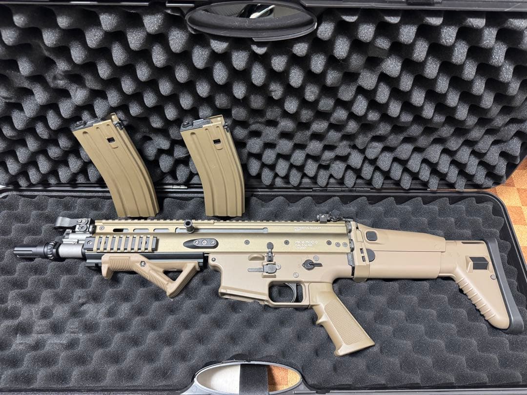 東京マルイ 次世代電動ガン SCARーL CQC タンカラー マガジン付き