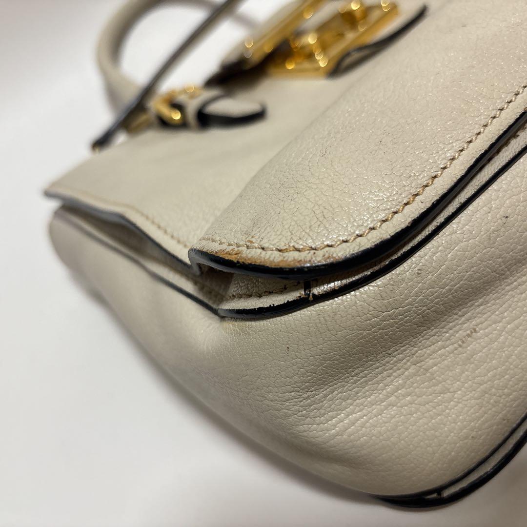 miumiu ミュウミュウ ハンドバッグ マドラス レザー ベージュライトグレー