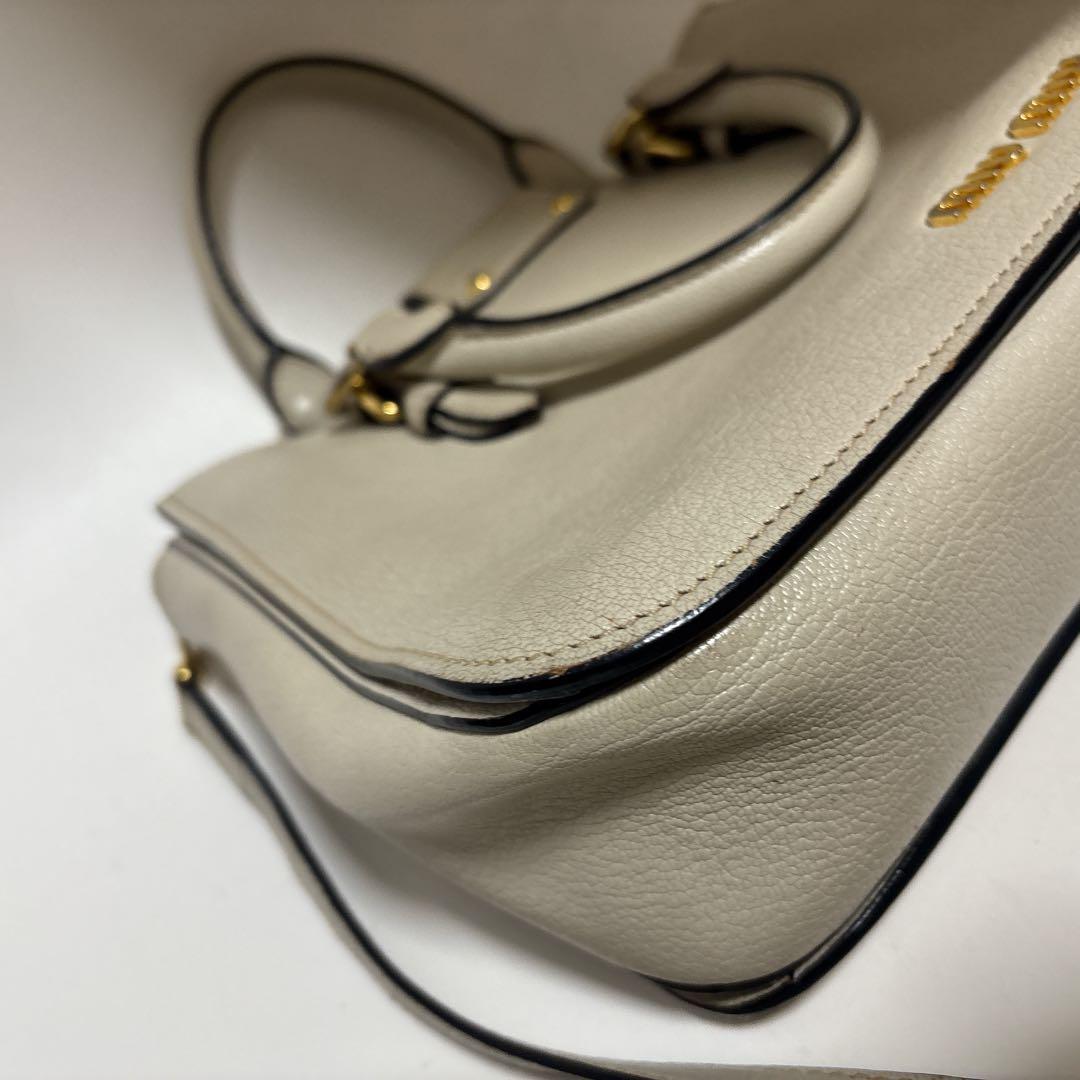 miumiu ミュウミュウ ハンドバッグ マドラス レザー ベージュライトグレー