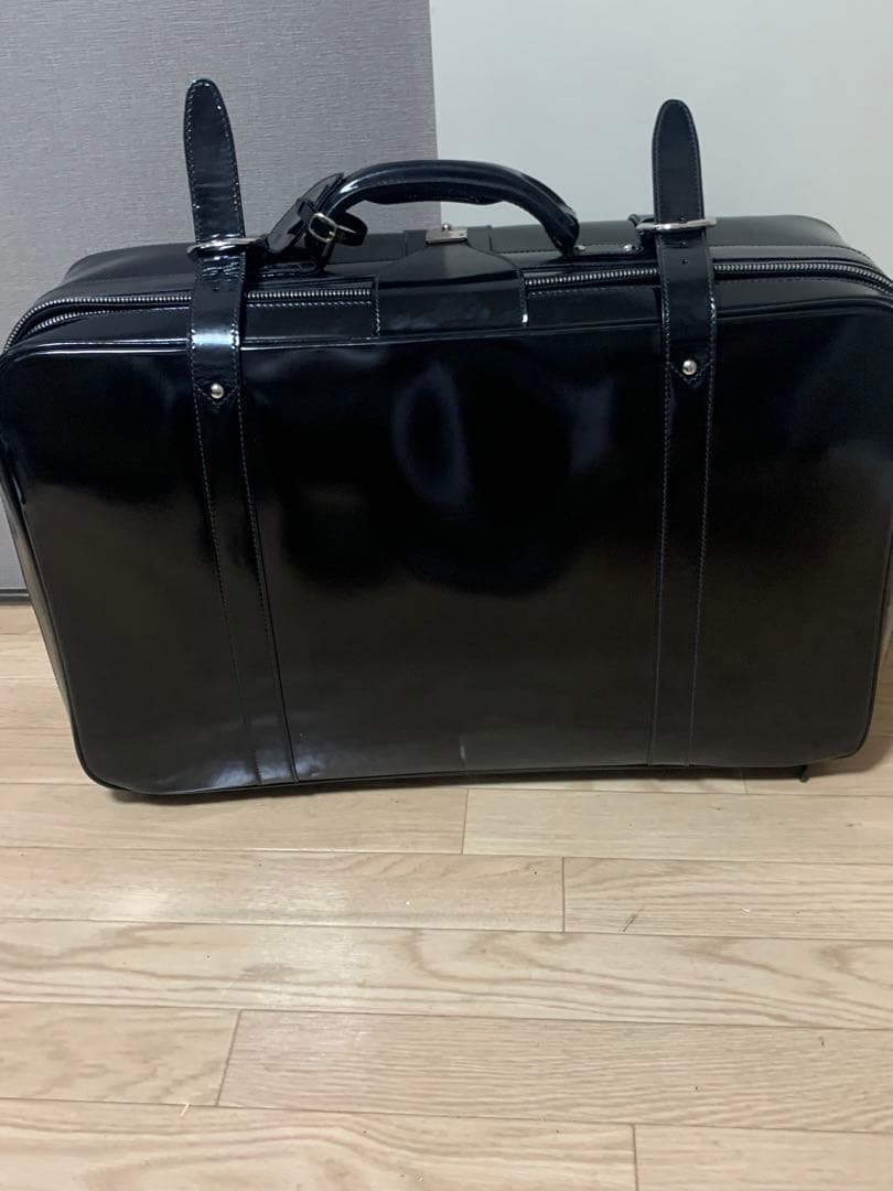 激レア‼️GUCCI エナメル　トランクケース　ボストン　鍵付き