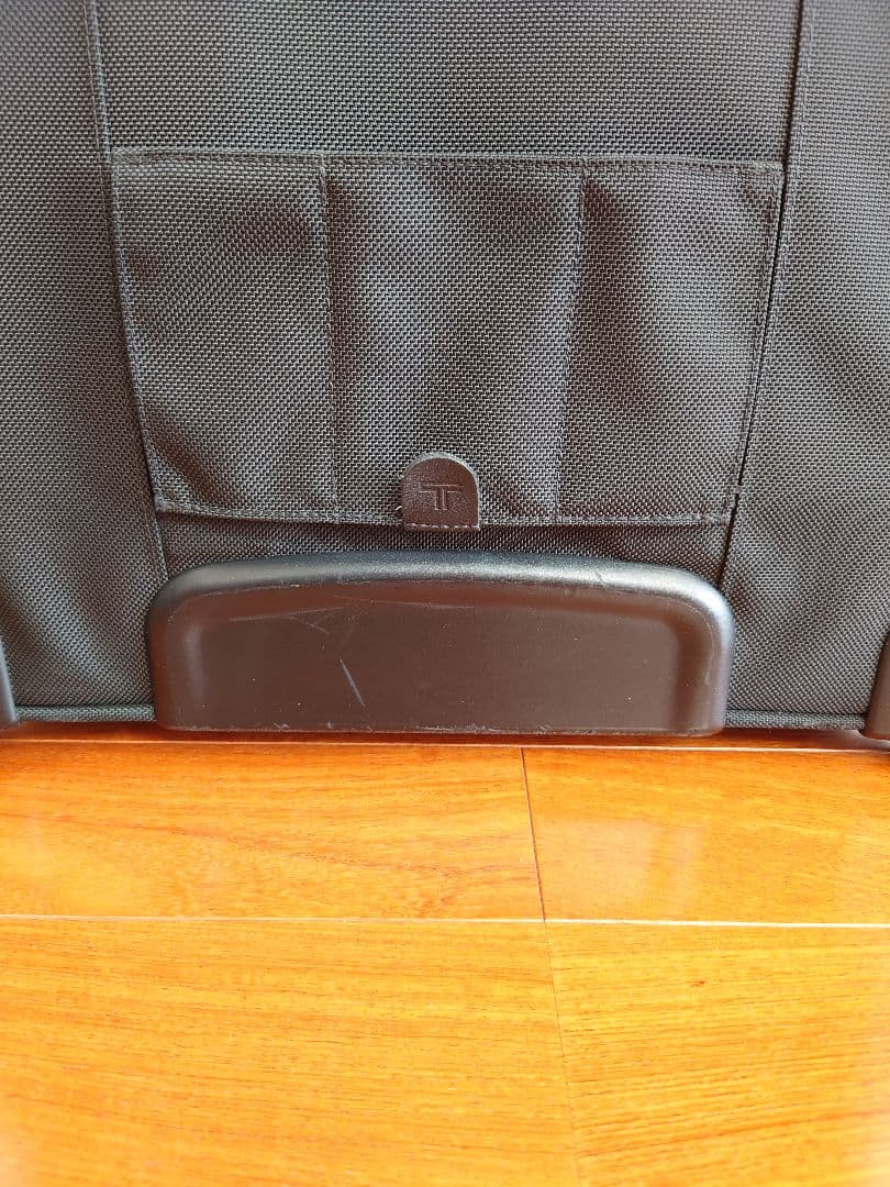 TUMI ブラック キャリーバッグ