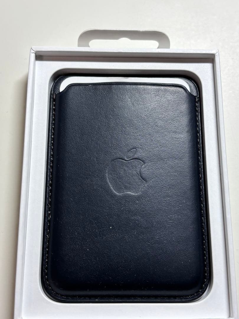 【美品】純正 MagSafe対応 iPhone レザーウォレット・ミッドナイトB