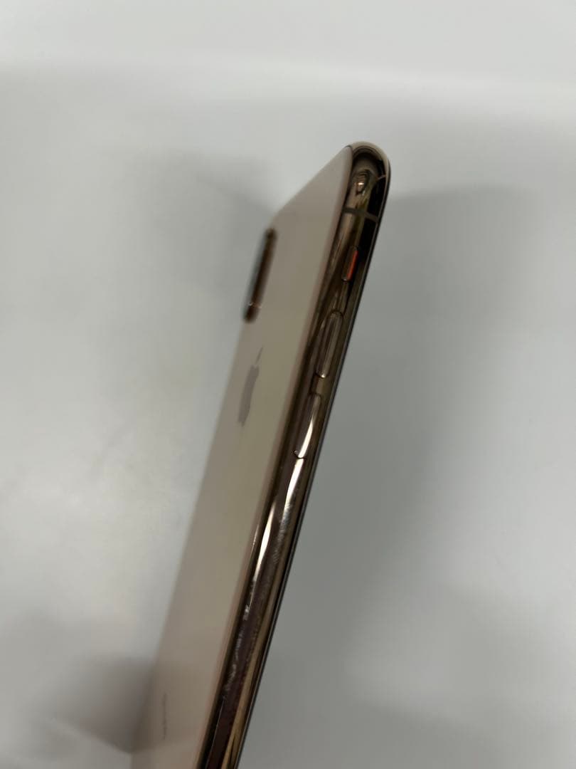 iPhone XS Max 64GB ゴールド 最大容量100% 強化ガラス付き