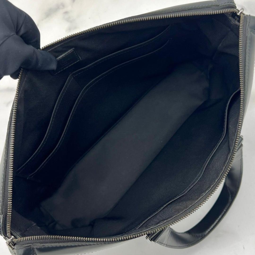 ルイヴィトン モノグラム エクリプス エクスプローラー ビジネス ブリーフケース