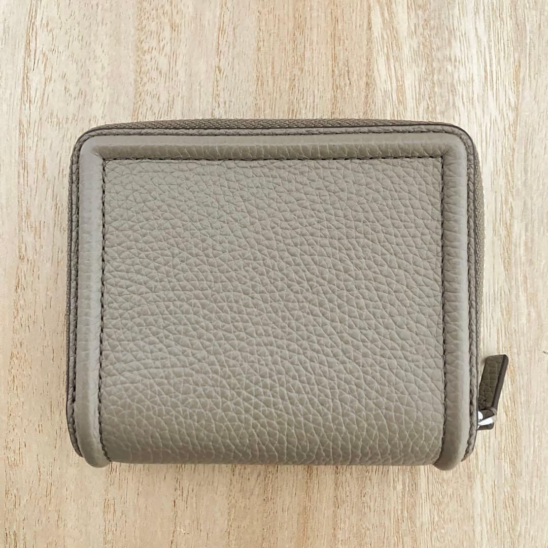 未使用✨ トリーバーチ✨二つ折り財布✨グレージュ✨レザー ✨コンパクト