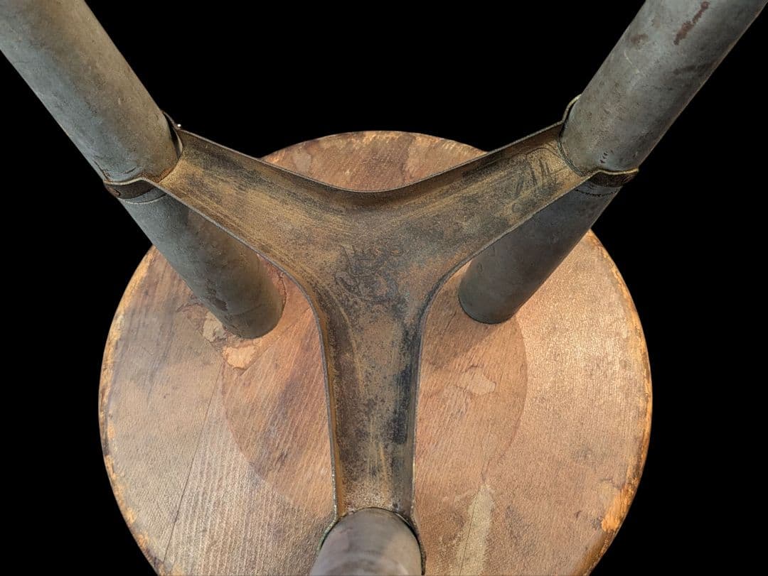 リッカーミシン　リッカー社　三足スツール　丸スツール　アンティーク　ヴィンテージ