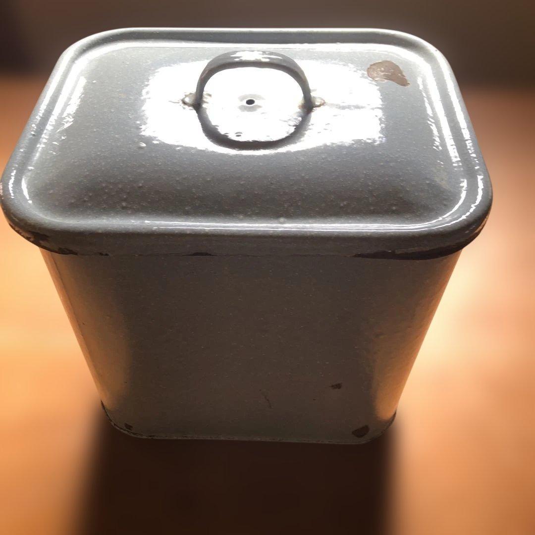 アンティーク　ブレッド缶