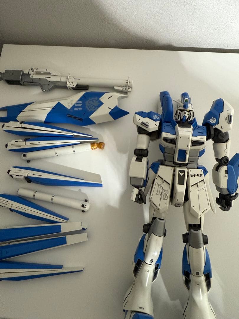 MGなど詰め合わせ13機プラス武装　ジャンク品