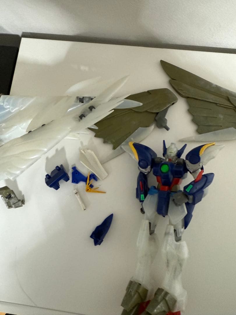 MGなど詰め合わせ13機プラス武装　ジャンク品