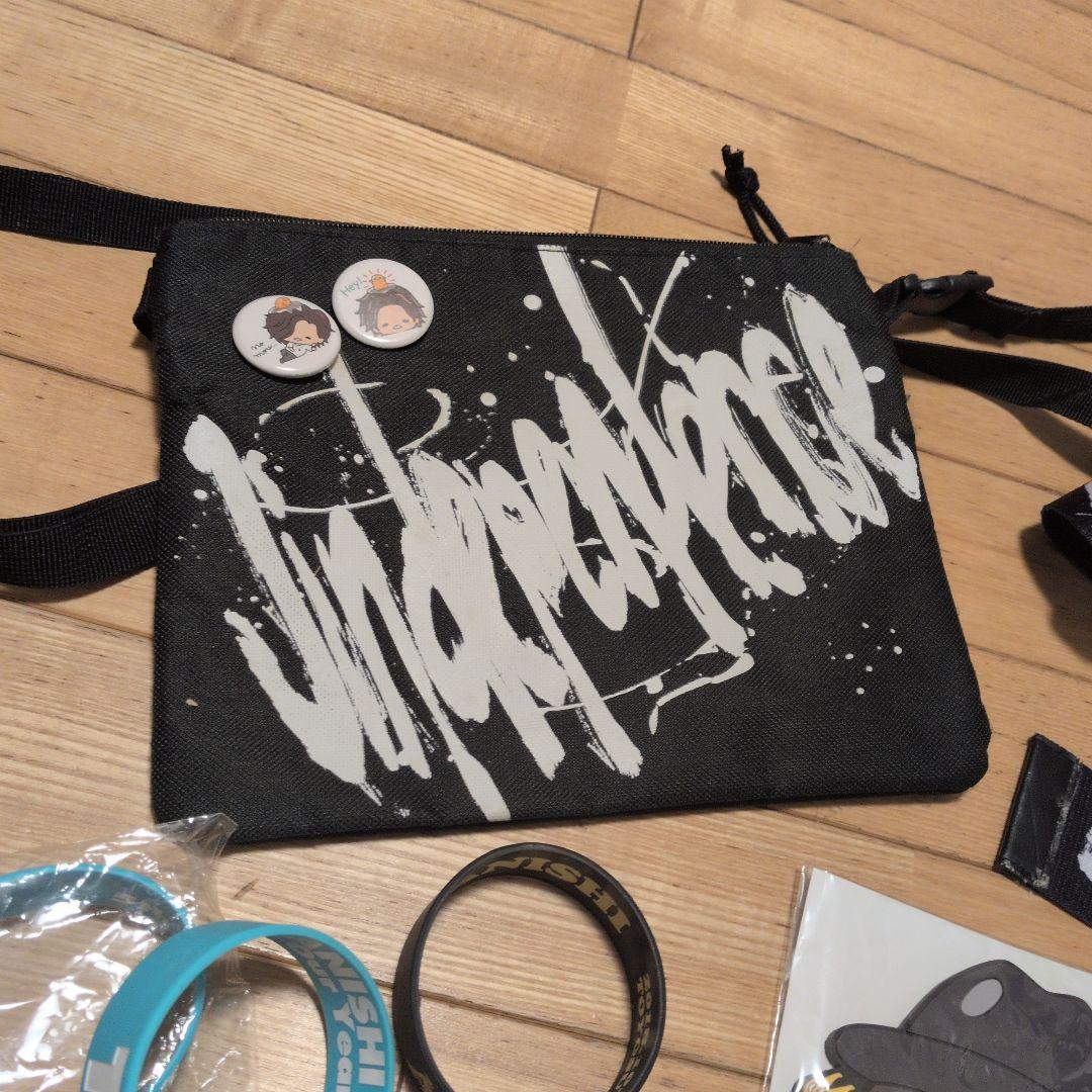 赤西仁　サコッシュ　スーツケースベルト　ラババン　キーホルダー　グッズ