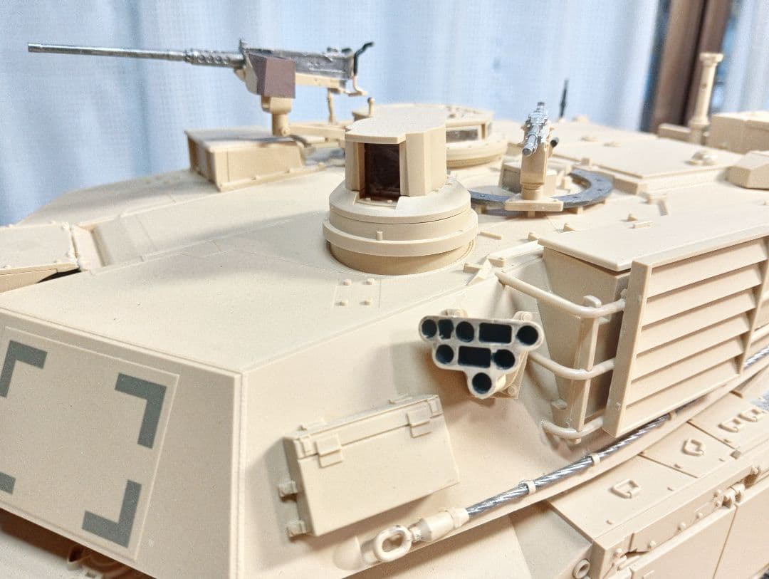 タミヤ 1/16RC M1A2 エイブラムス戦車 フルオペレーション 完成品