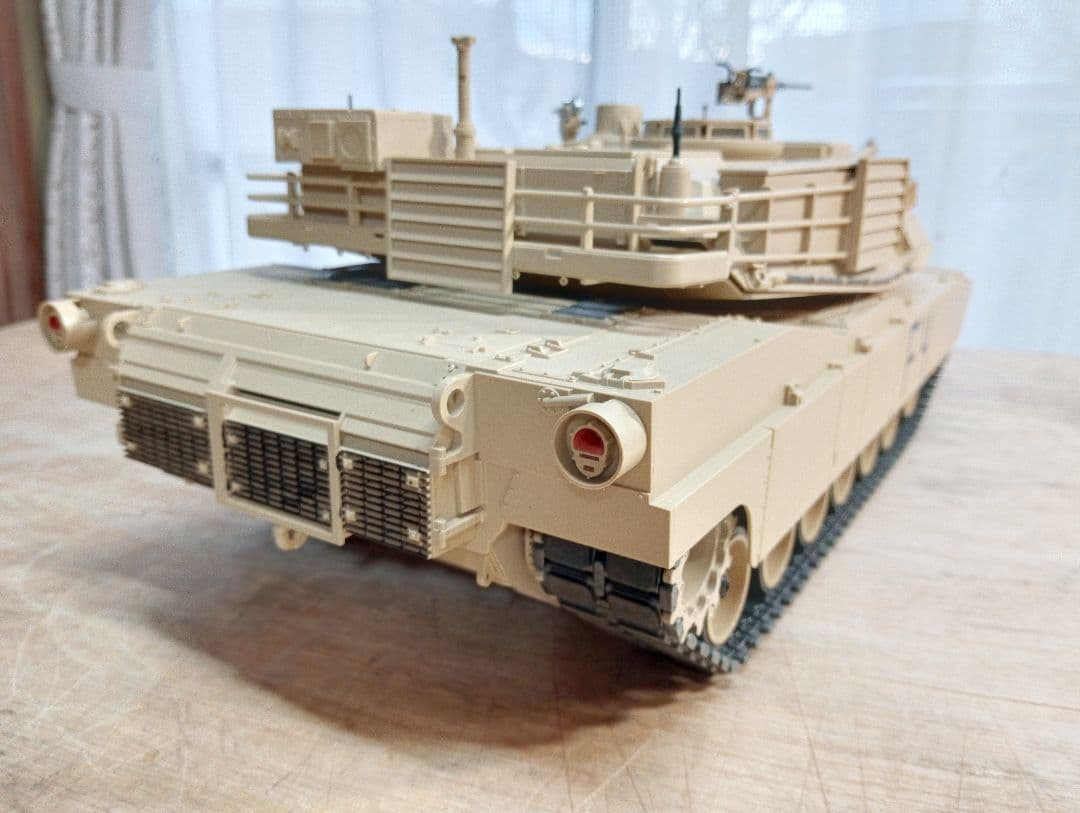 タミヤ 1/16RC M1A2 エイブラムス戦車 フルオペレーション 完成品
