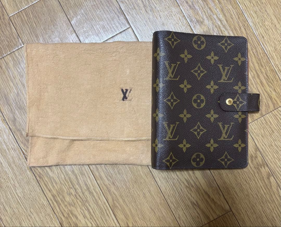 ルイヴィトン スケジュール帳