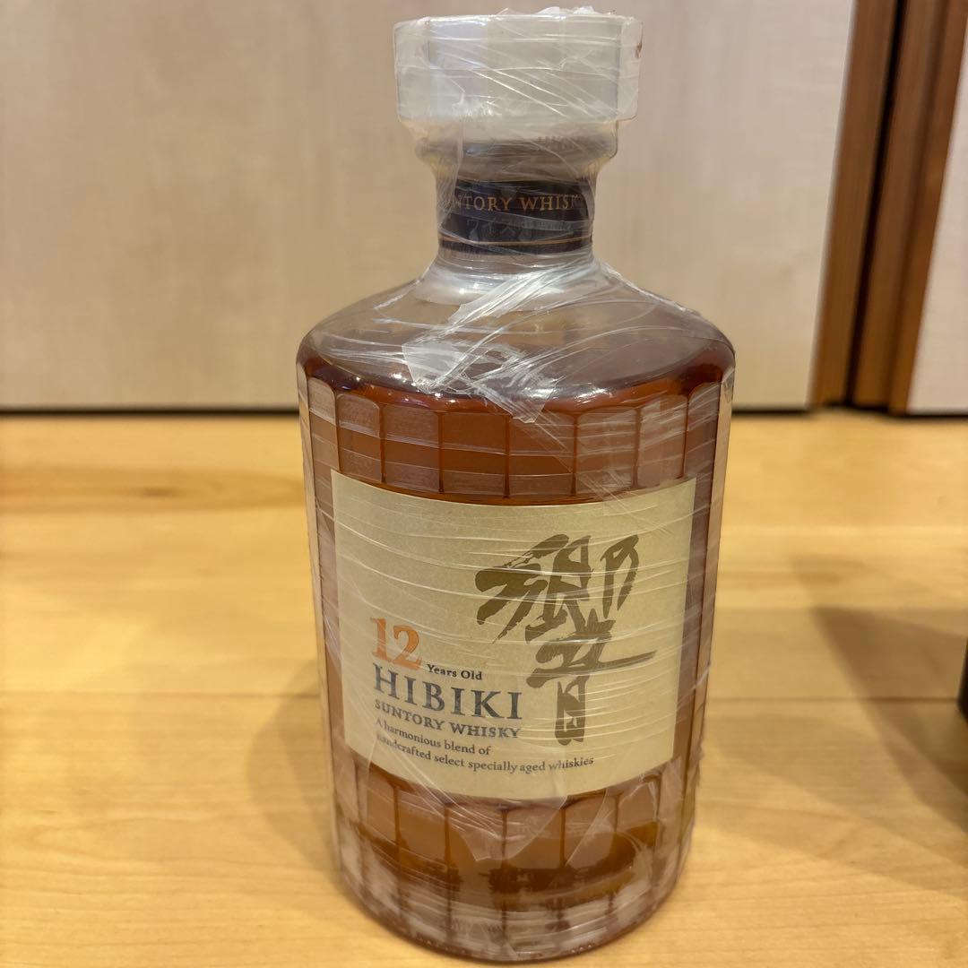 【終売品】サントリー ウイスキー 響 12年 箱付き