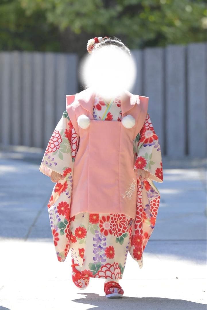 【値下げしました】子供用 七五三 着物 赤白花柄➕髪飾り&靴付