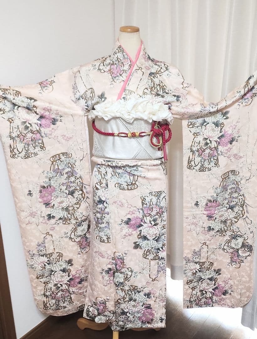 成人式正絹振袖フルセット　ベビーピンク　豪華　華やか　清楚　姫系　可愛い