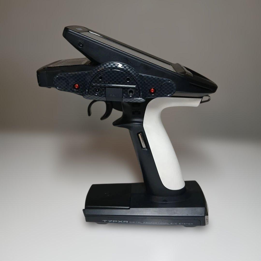 フタバ　7PXR 送信機のみ　GFORCEケース付き