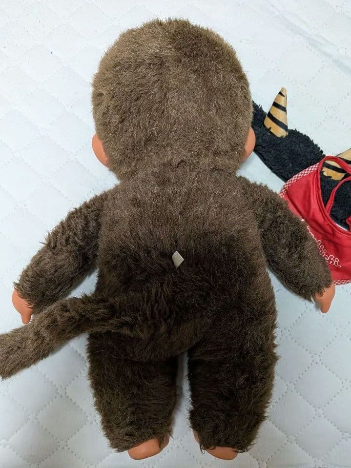 茶色い目 ふたごのモンチッチ Lサイズ 43㌢ 泣き顔の女の子 鬼仕様