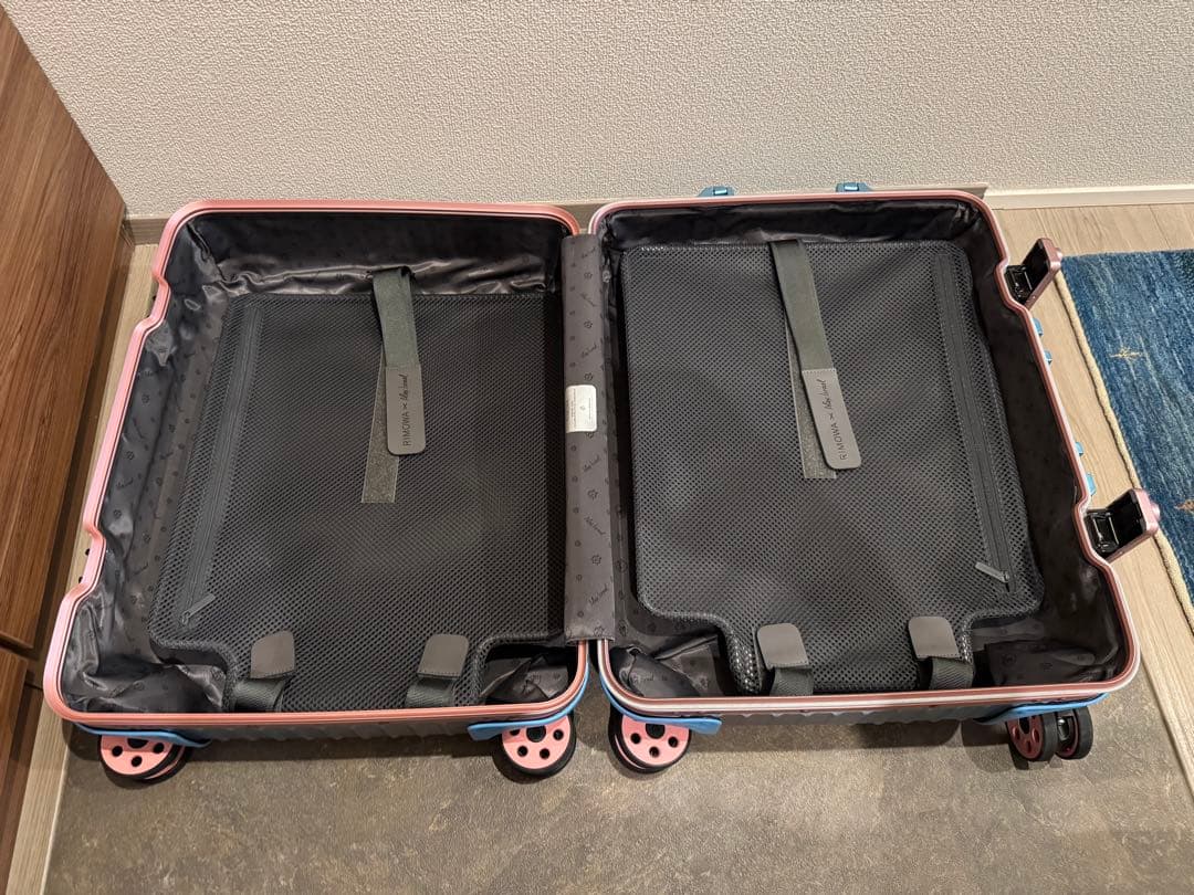 リモワ × アレックス・イスラエル　スーツケース