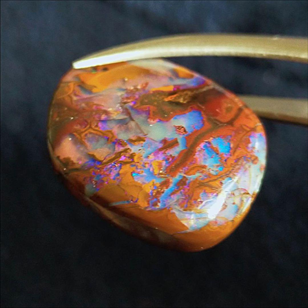 【オーストラリア産】ボルダーオパールのタンブル②