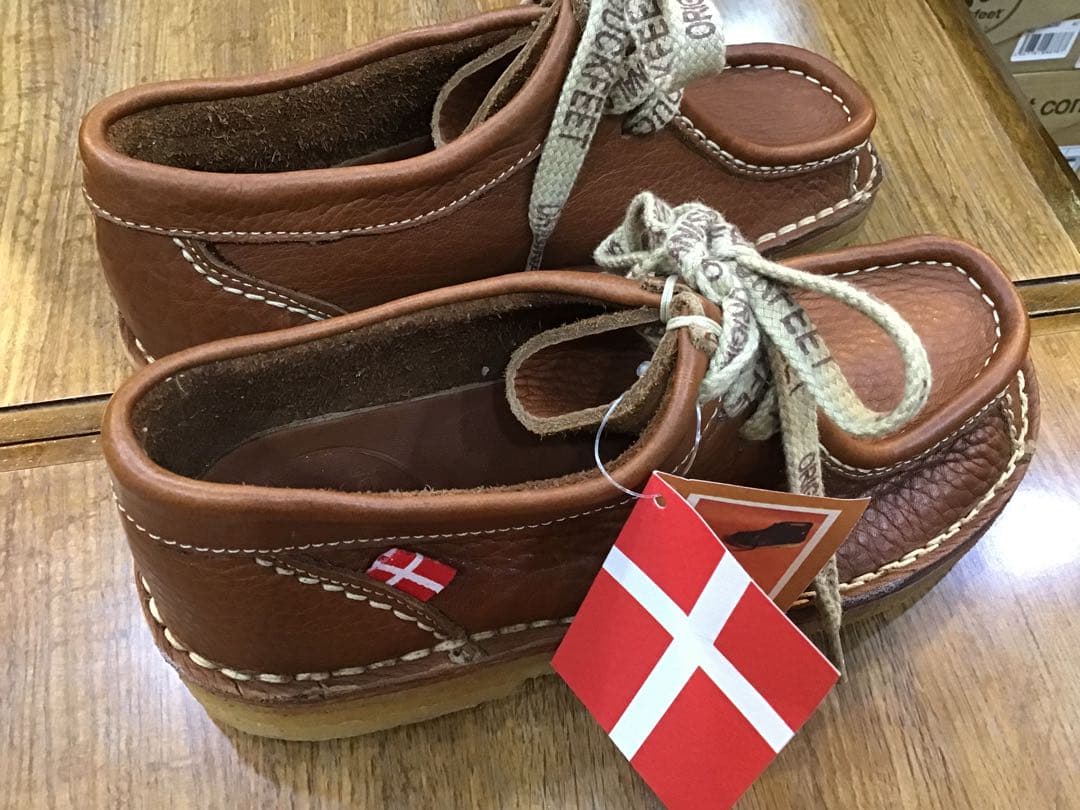 ダンスク(ダックフィート)555ＮＵＴ40 新品定価¥42900