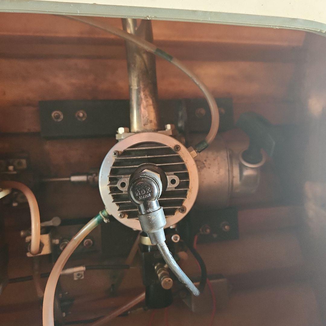 大型ラジコンボート、スチイ-ムエンジンボート4点