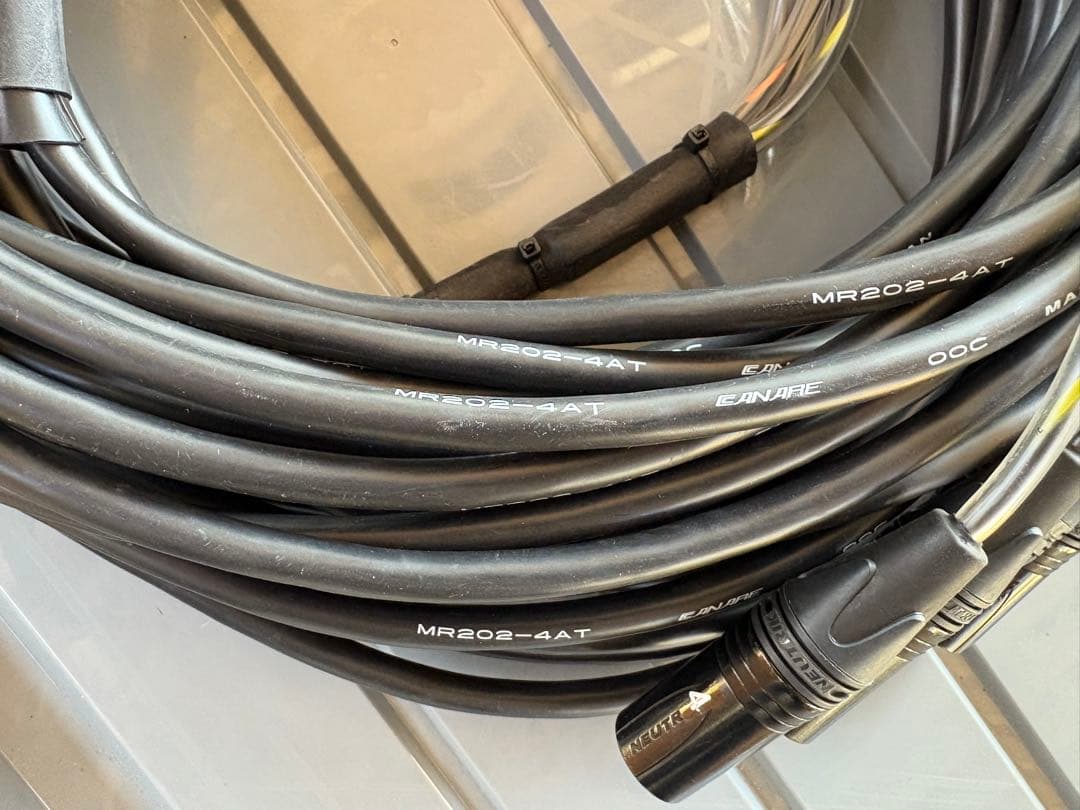 s*4様 カナレMR202-4AT XLR 4chマルチケーブル25m