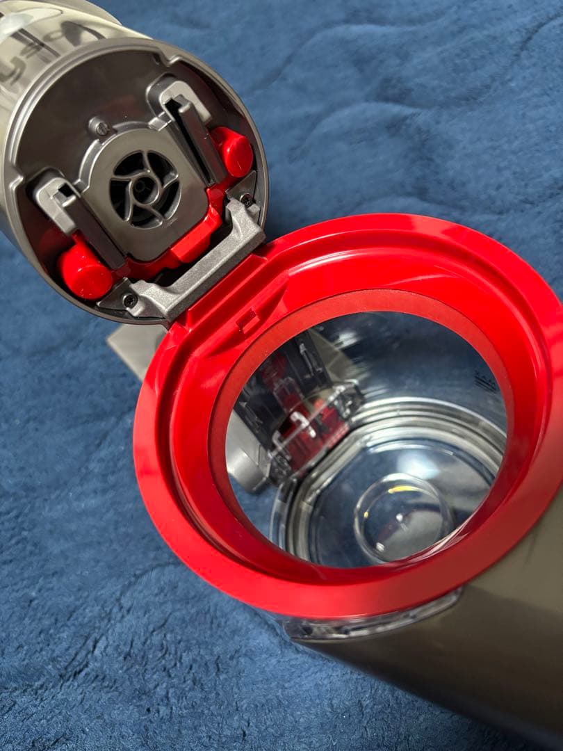 Dyson v8 focus ハンディクリーナー本体