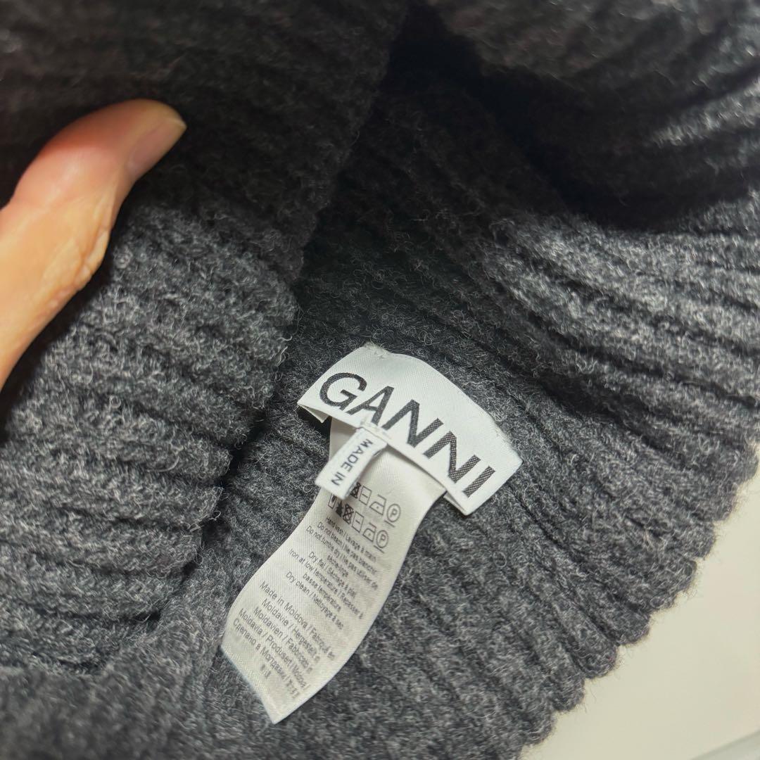 [GANNI] リブニットビーニー ロゴ入り ウール ニット帽