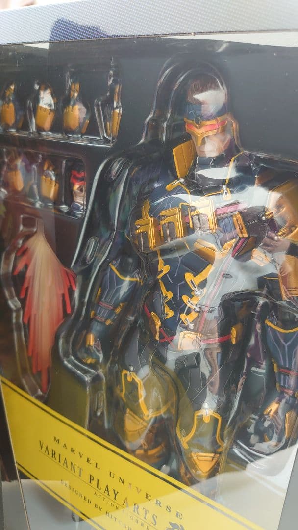 未開封 PLAY ARTS改 サイクロップス プレイアーツ改　フィギュア