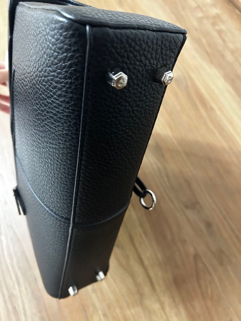 カフネ　ショルダーバッグ　新品未使用　訳アリ