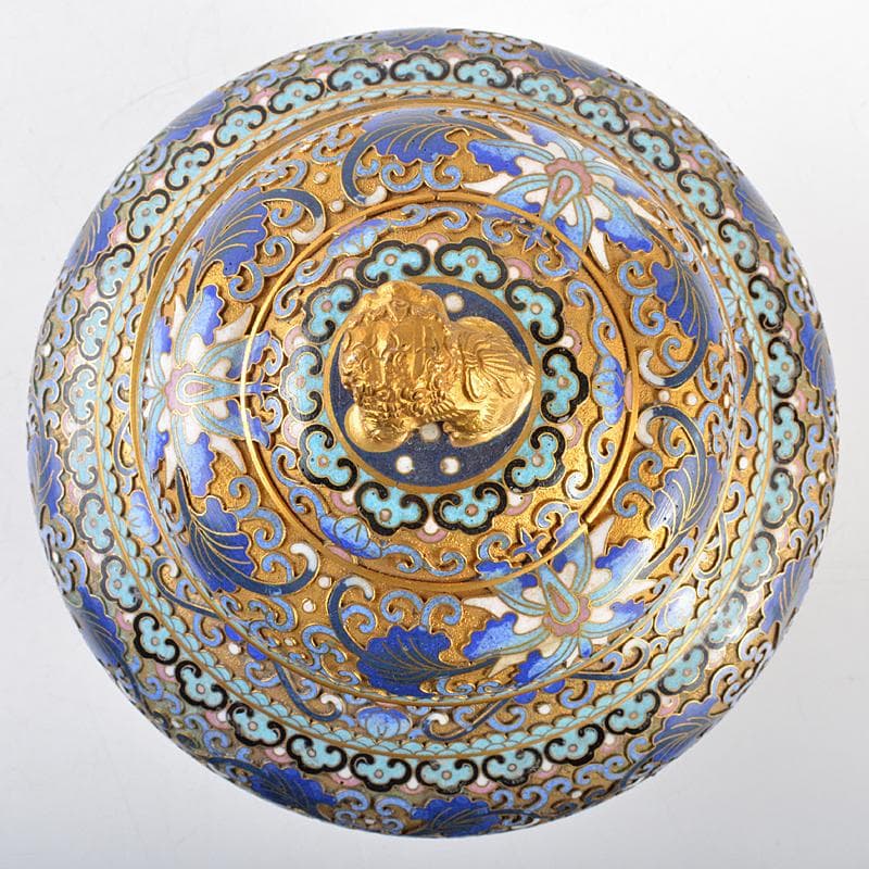 中国　古七宝琺瑯彩　花文　獅子摘蓋物　唐木台付　M　R5652