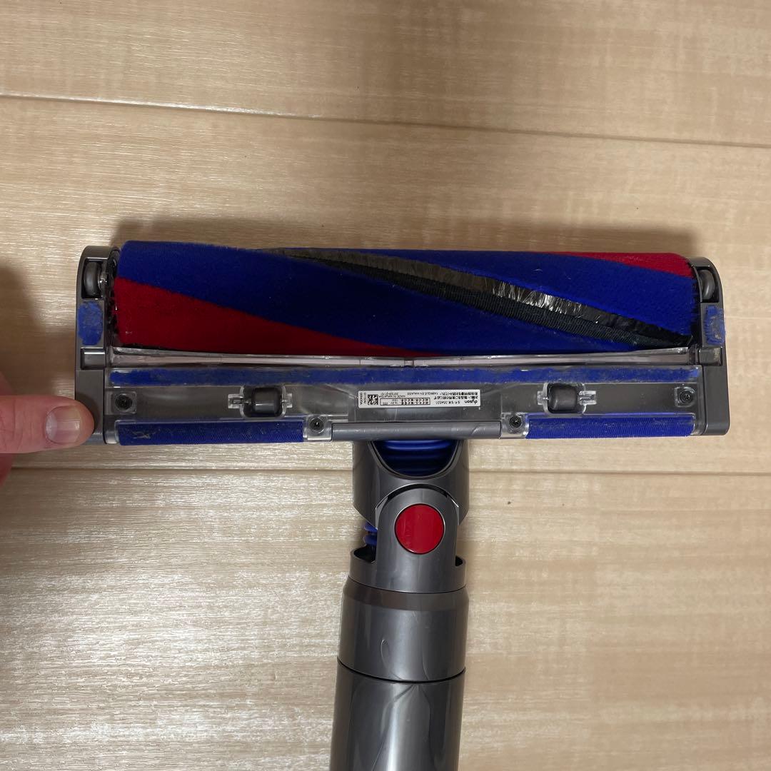 ダイソン　コードレス掃除機　Dyson V8 Slim Fluffy Extra