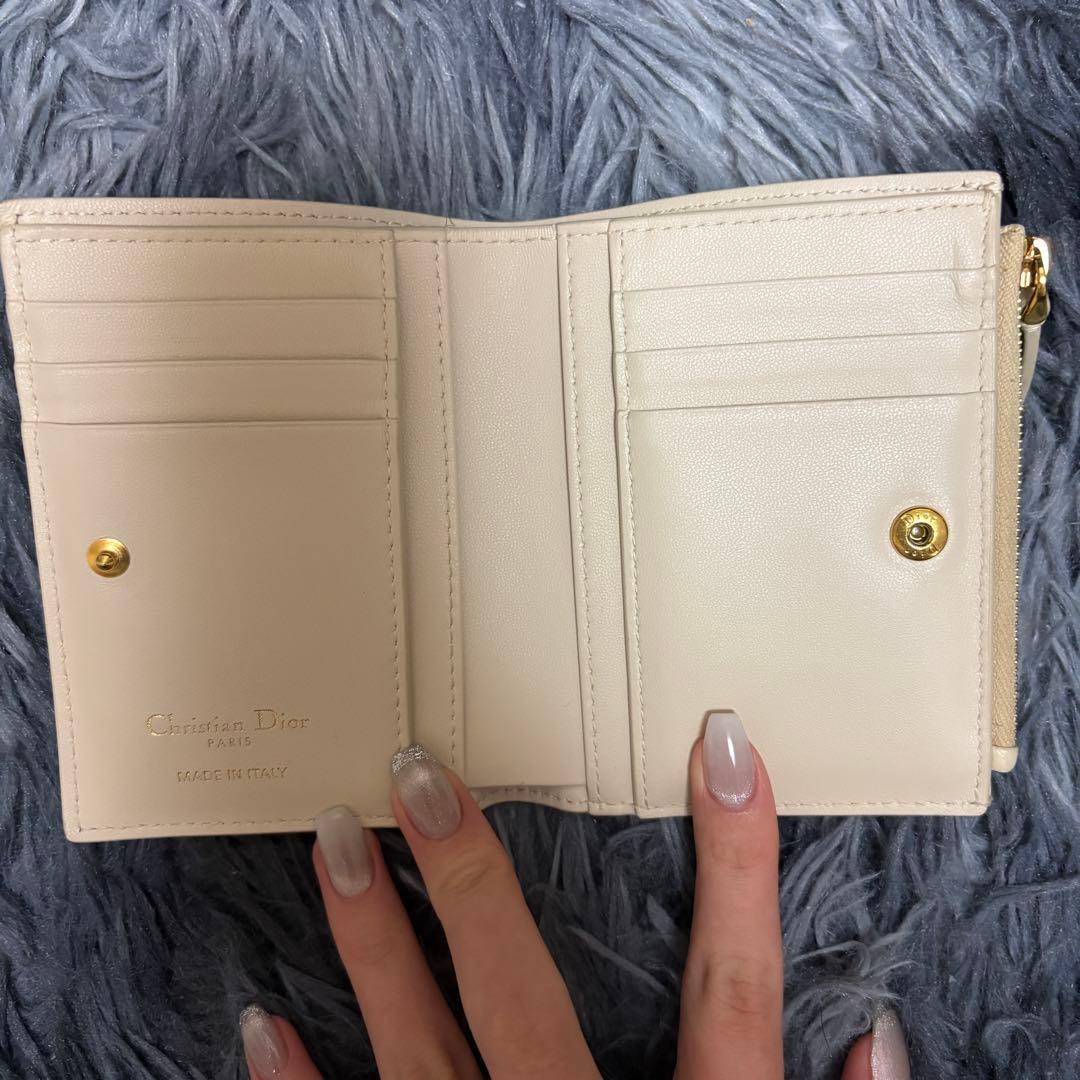 Dior Caro Dahlia ウォレット カナージュ カーフスキン