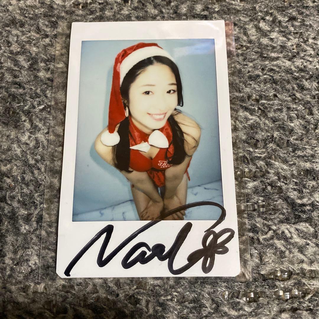 川上奈々美さんのサイン入りチェキ 4枚セット