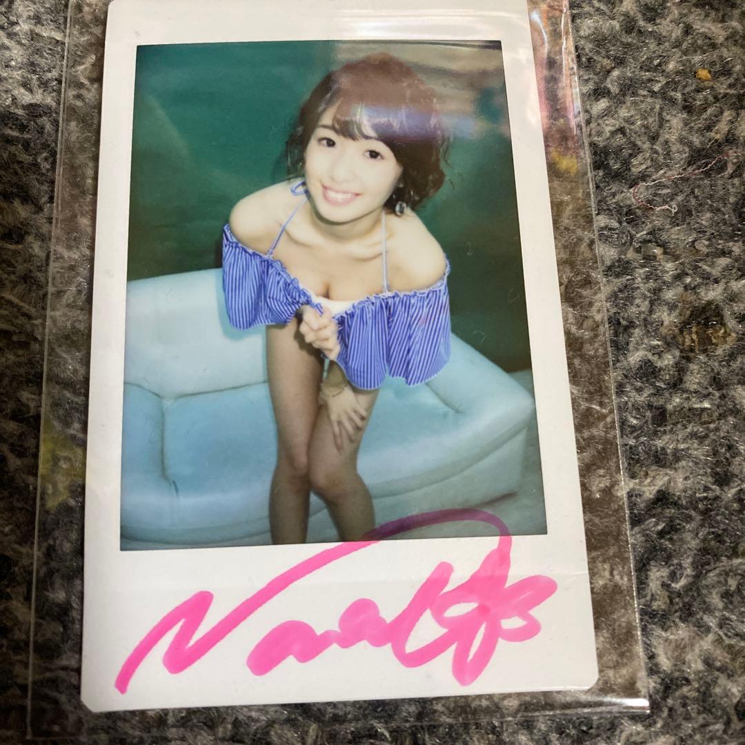 川上奈々美さんのサイン入りチェキ 4枚セット