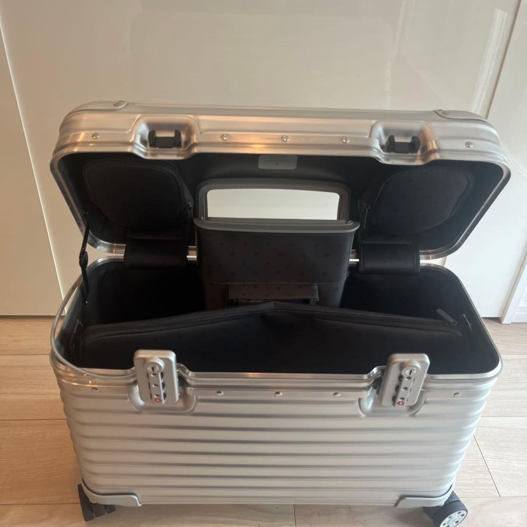 リモワ オリジナルパイロット