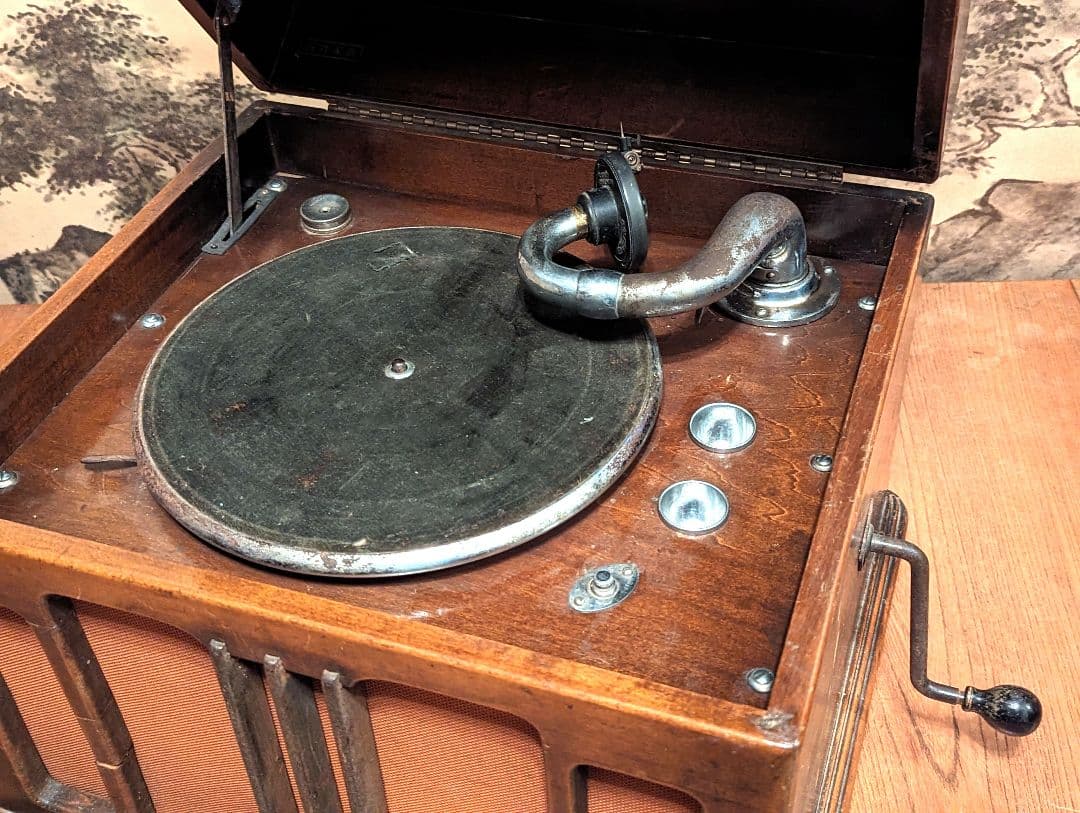 蓄音機　手回し　BOLERO　骨董品　　MADE IN JAPAN　アンティーク